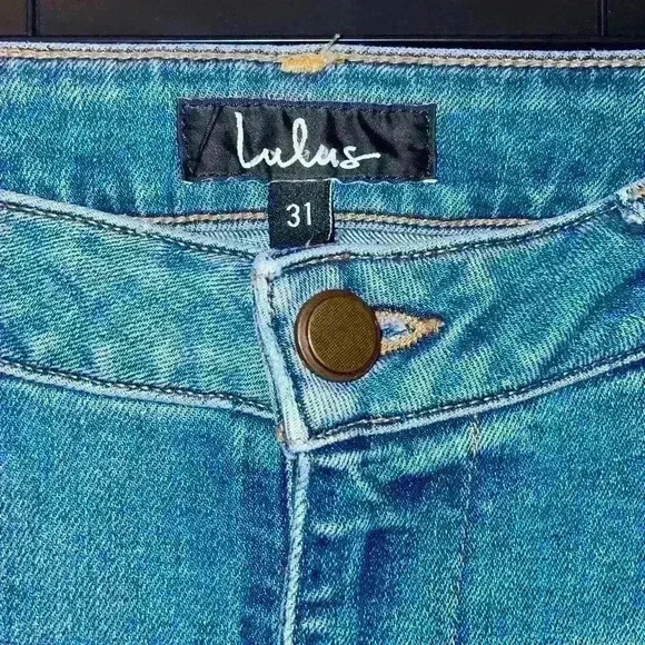 Lulus bootcut medium wash frayed‎ jeans - Picture 3 of 4